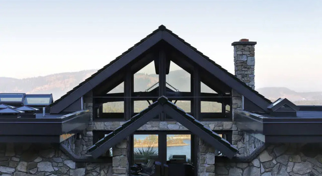 Stonehouse B&B, Buchen Sie Bed & Breakfast Ganges Salt Spring Island