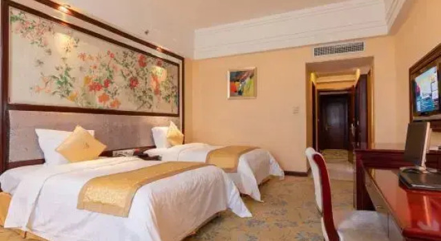 Номер Business Li Jing Hotel