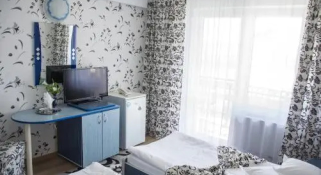 La Livada, Book Hotel Hoteller i Vaslui med parkering, Parkering