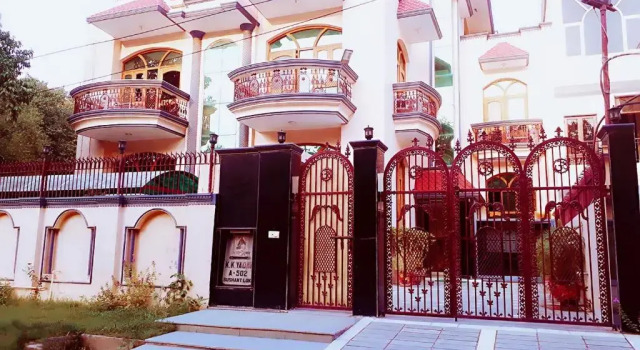 Starline Residency, Varaa Hotelli Gurgaon 