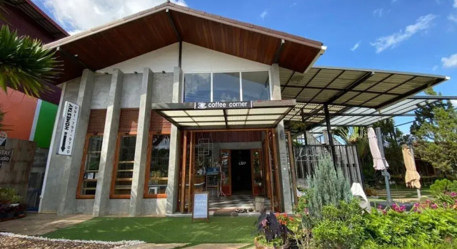 Lux Homestay, Rezervasyon Otel Nam Nao otoparklı oteller, Otopark