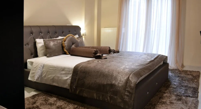 Апартаменты Luxury Narcissus Luxury Apt Must