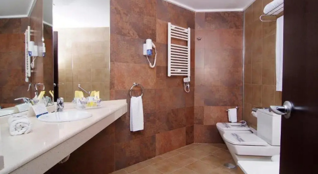 Трёхместный номер Wellness Sandos Monaco