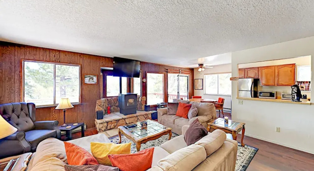 415 Bayview Dr Home 2 Bedrooms 2 Bathrooms Home
