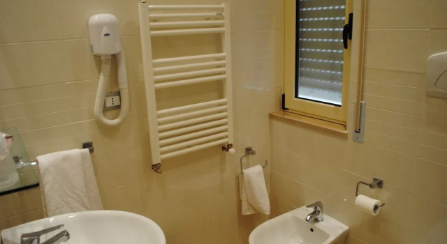 Трёхместный номер Standard Hotel Fini