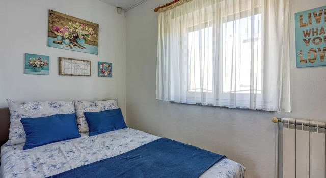 Small Holiday Home Jakara 5, Забронировать Дом для отпуска Виллы Винкуран, Вилла