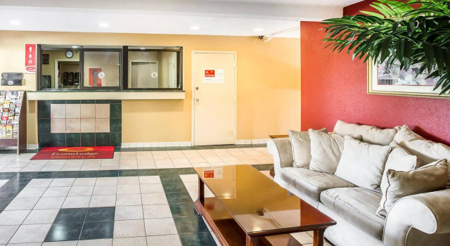 Econo Lodge Union City - Atlanta South, Book Hotel Hoteller i Union City med parkering, Parkering