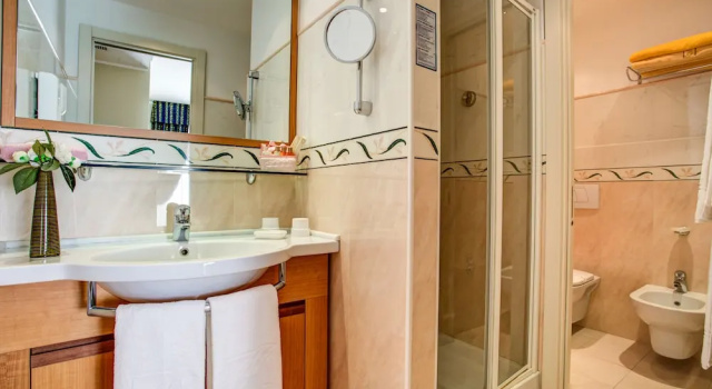 Люкс Aparthotel England