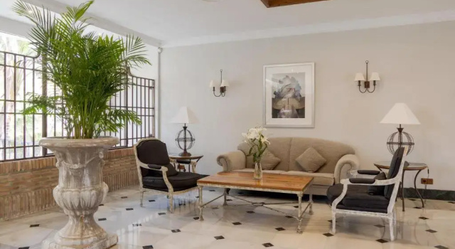 Hotel Hacienda Puerta del Sol, Varaa Hotelli Mijas Costa del Sol