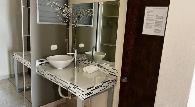 Номер Deluxe HOTEL LOS ROBLES