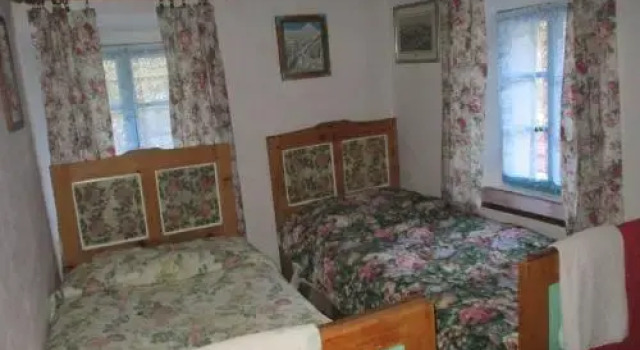 Počitniška hiša Pri Mačku, Book Hotel Hoteller i Tolmin med pool, Swimmingpool