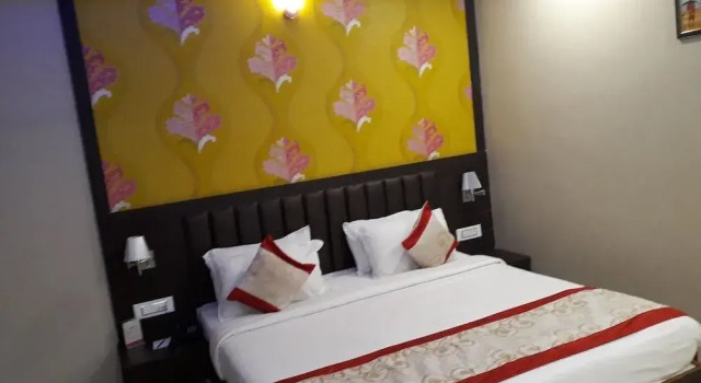 HOTEL MAMTA INTERNATIONAL , BIHARSHARIF - Nalanda- Bihar, Rezervovat Hotel Hotely v Nalanda se snídaní, Snídaně