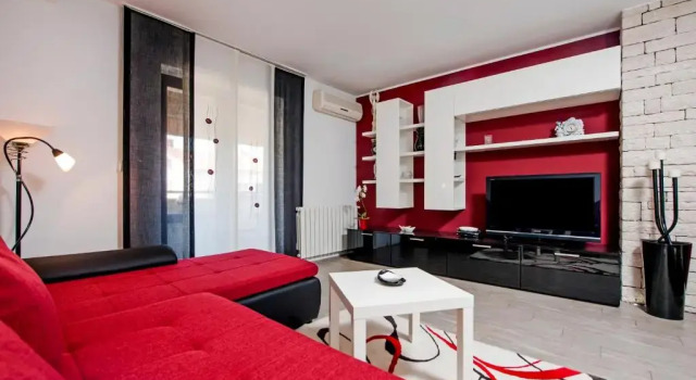 Апартаменты Cerin Apartment
