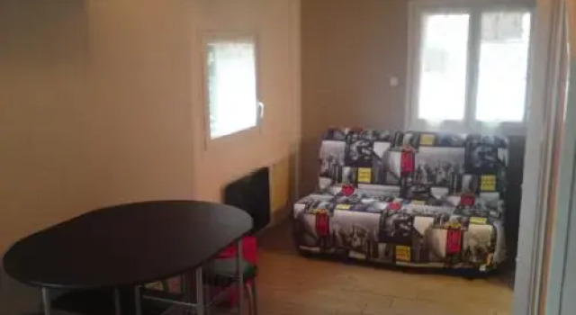 Le Cabanon, Rezerwuj Hotel Lacrouzette Tarn