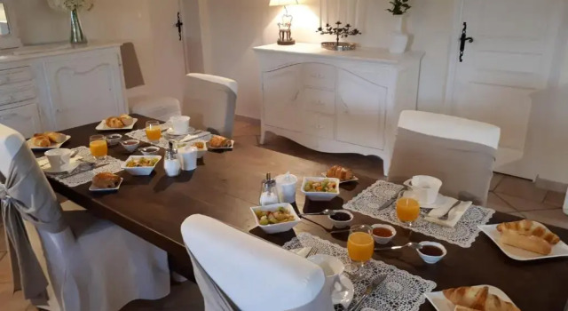 Aigues Marines, Book Hotel Hotels in Aigues-Mortes with a Pool, Swimming Pool