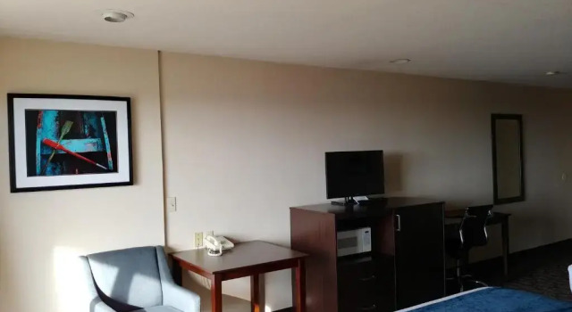 Четырёхместный номер Standard Harborside Inn