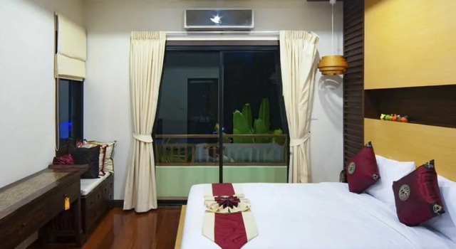 Вилла с 3 комнатами Natcha Pool Villa Pattaya