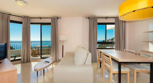 Precioso apartamento 1 dormitorio con vistas mar frontal