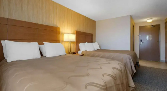 Двухместный номер Standard Quality Inn & Conference Centre Downtown Sudbury