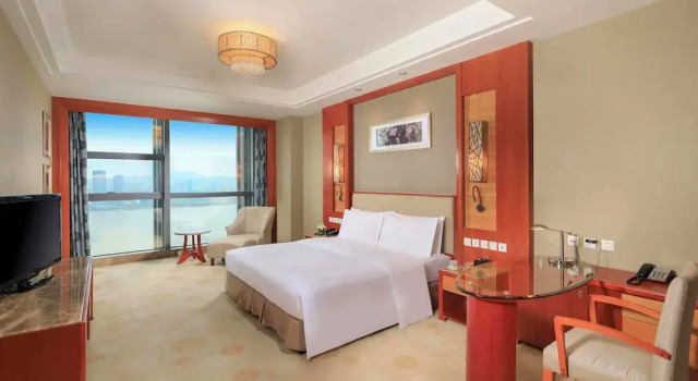 Двухместный номер Superior с видом на реку Empark Grand Hotel Changsha