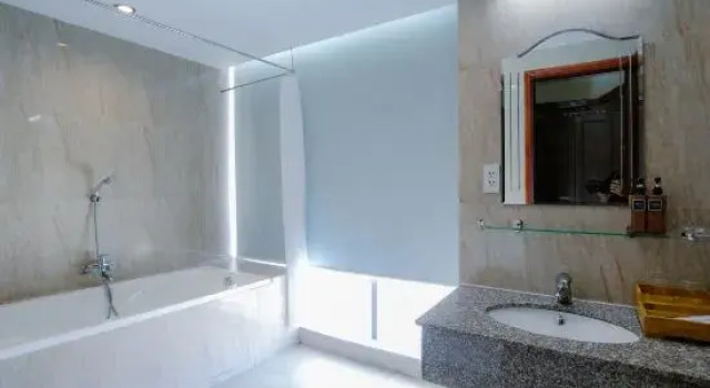 Семейный номер Standard с видом на реку Nhat Linh Hotel & Suites Da Nang