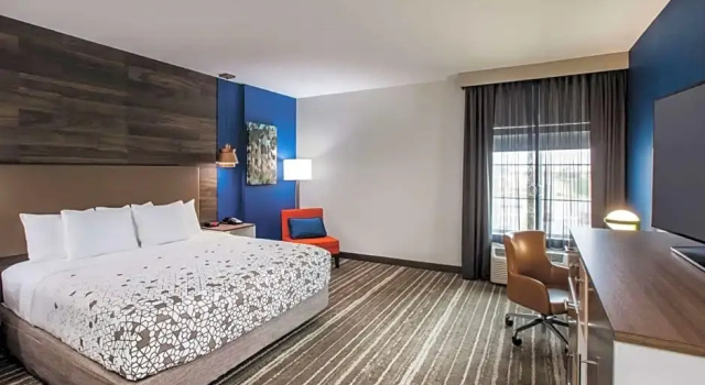 Номер Standard La Quinta by Wyndham Owasso