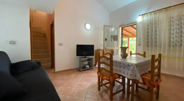 Villa in recidence a 100 metri dal mare con servizio di piscina a 100 metri vicino Cefalu, Book Villa Hotels in Sicily with a Pool, Swimming Pool