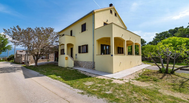 Mari - with view - A1(4), Varaa Hotelli Novigrad Kroatia