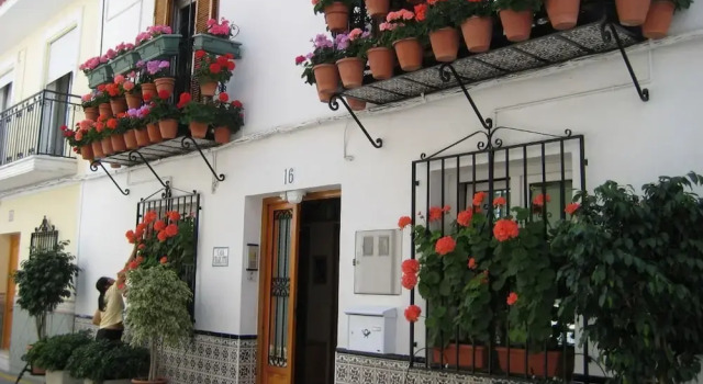 Casa Charlotte, Забронировать Отель Отели Нерха 3 звезды, рядом с Пляж Бурриана, 3*