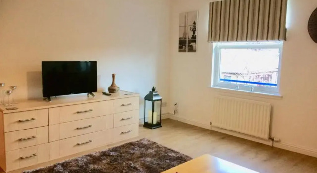 Апартаменты Riverside Gardens Apartment