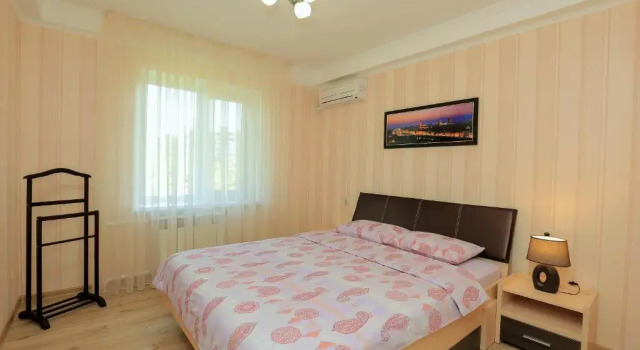 Apartment on Obolonskiy Prospect 16V