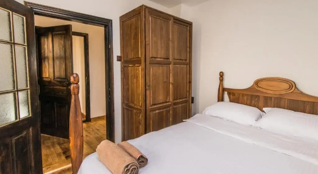 The Lion's Residence, Book Pension Gæstehuse i Gabrovo, Pension