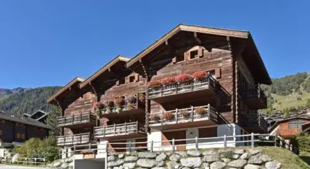 Apartments Vieux Chalet, Boek Appartement Anniviers Sierre
