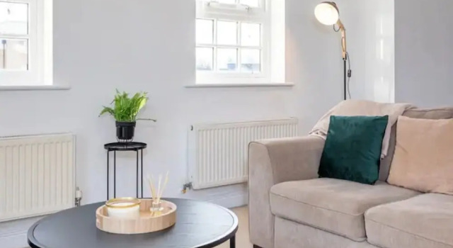 Spacious 3 Bedroom Apt With Parking, Забронировать Отель Йорк Северный Йоркшир, рядом с Церковь Св. Олафа