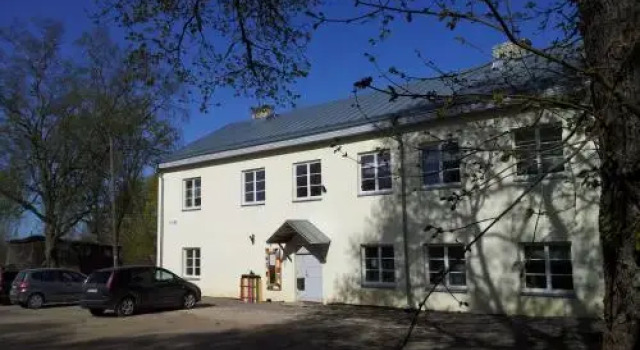 Kadrina St. Catharines Guesthouse, Buchen Sie Hotel Kadrina 