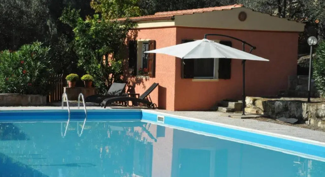 Апартаменты с видом на бассейн Agriturismo Pereti