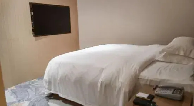 Люкс Guomao Boutique Hotel
