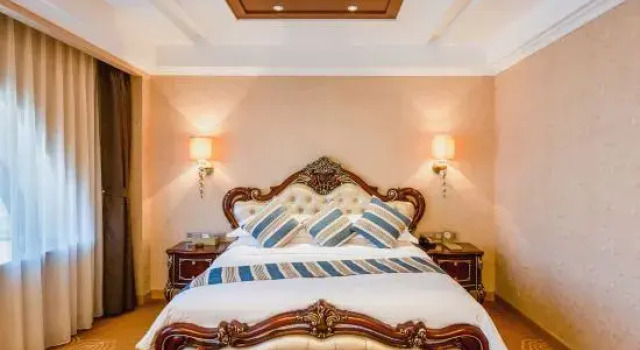 Люкс Voda Garden Hotel