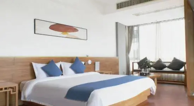 Люкс Deluxe с видом на сад Haka Boutique Hostel