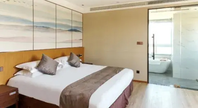Люкс Presidential Jiangyin Life Island Hotel