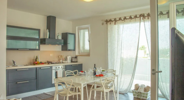 TD Villa Patrizia Pool & Alfresco Kitchen