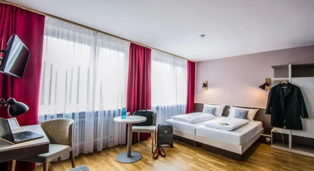 Трёхместный номер Standard JUFA Hotel Königswinter/Bonn