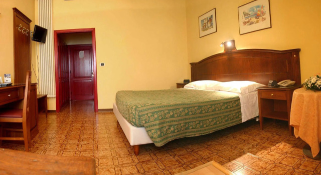 Hotel Apogeo, Buchen Sie Hotel SPA-Hotels in Sinalunga, SPA