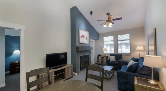 Condo with Ski Resort View Private Balcony - Fraser Crossing/Founders Pointe Premium-Rated 3619, Забронировать Курортный отель Винтер Парк Winter Park - Fraser, рядом с Лыжный подъёмник Iron Horse