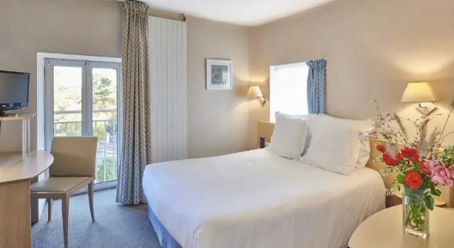 Номер Prestige Hôtel Vacances Bleues Villa Caroline