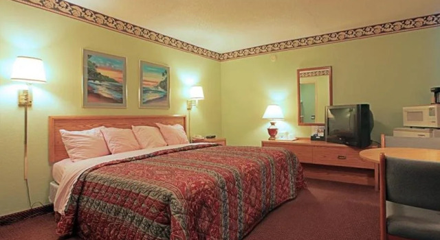 Regency Inn, Prenota Hotel Fayetteville Tennessee