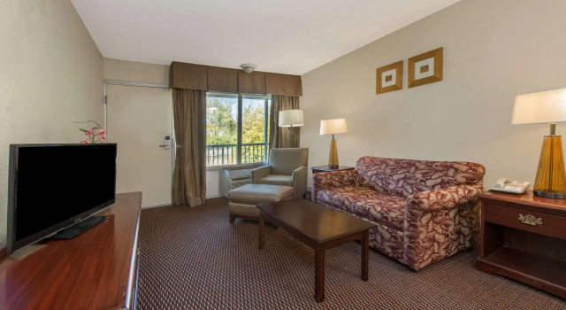 Days Inn Dayton, Book Hotel Hoteller i Dayton med pool, Swimmingpool