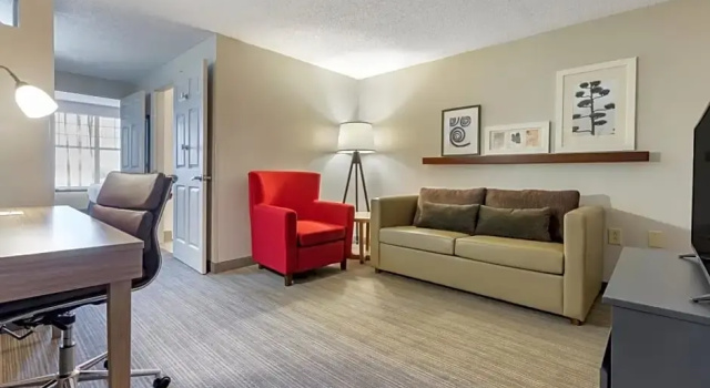 Двухместный люкс Country Inn & Suites by Radisson, Lumberton, NC