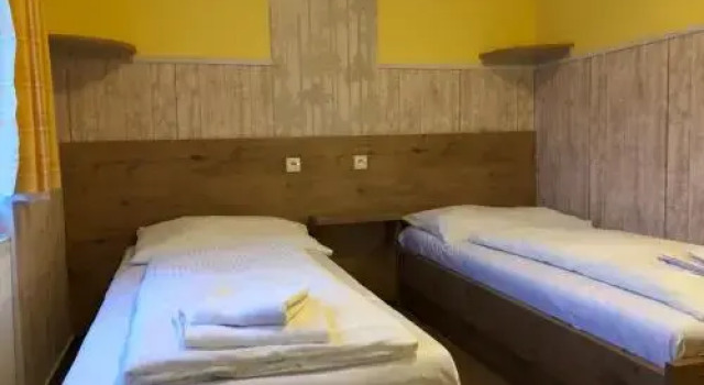 Hotel Herman, Забронировать Отель Рихнов-над-Кнежноу Краловеградецкий край