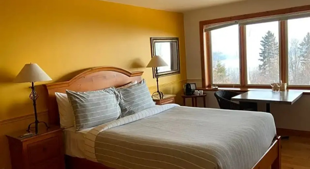 Двухместный номер Standard Auberge Cap aux Corbeaux